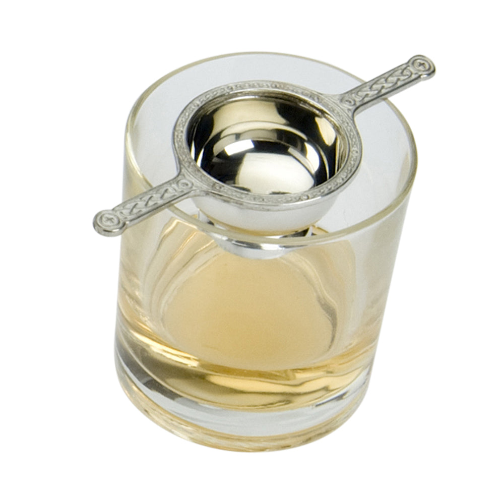 2ml Whisky Measure. Celtic Quaich